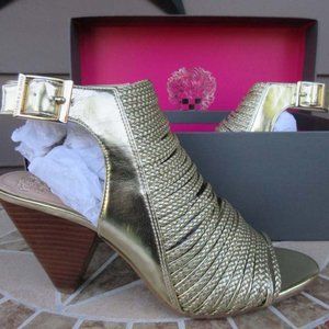 Vince Camuto Gold VC-ENTIK 7.5